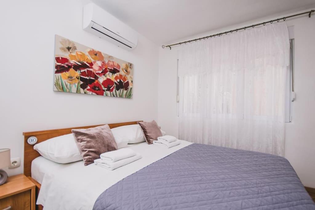Marjan Hill 3-Br Apt,5 Guests Private Garden Near Beach Split Extérieur photo