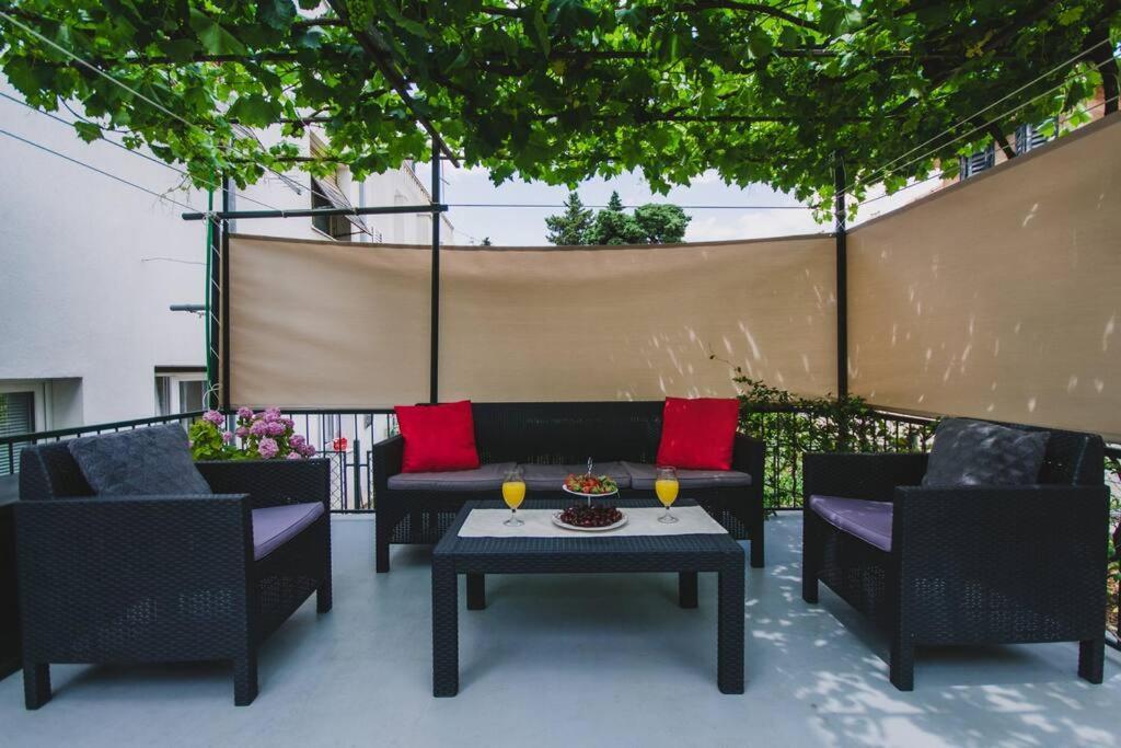 Marjan Hill 3-Br Apt,5 Guests Private Garden Near Beach Split Extérieur photo